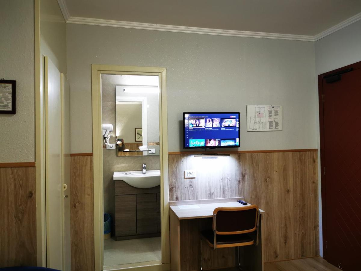 Single Room,1087600318:JPEG