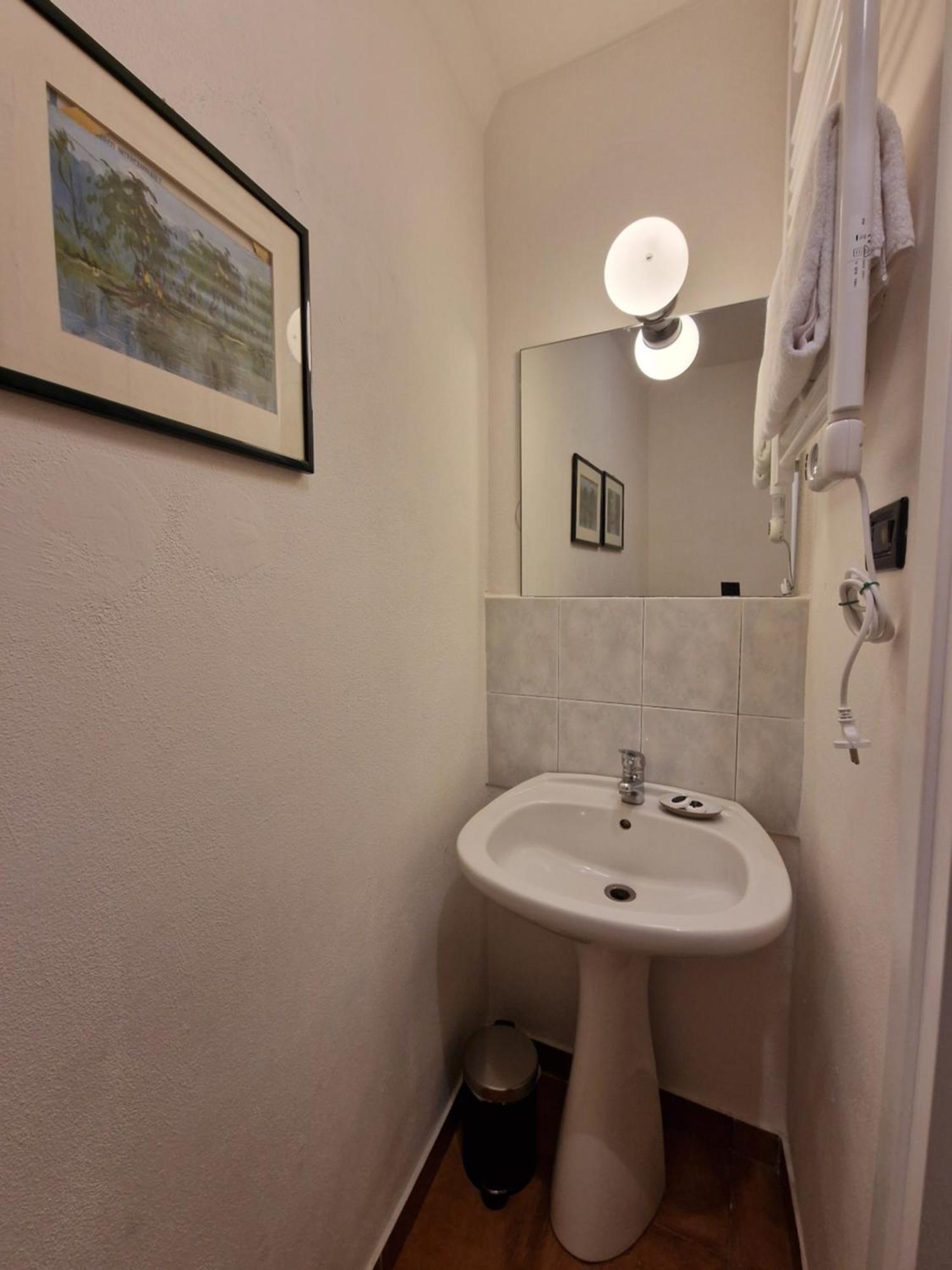 Three-Bedroom Apartment,1569500327:JPEG