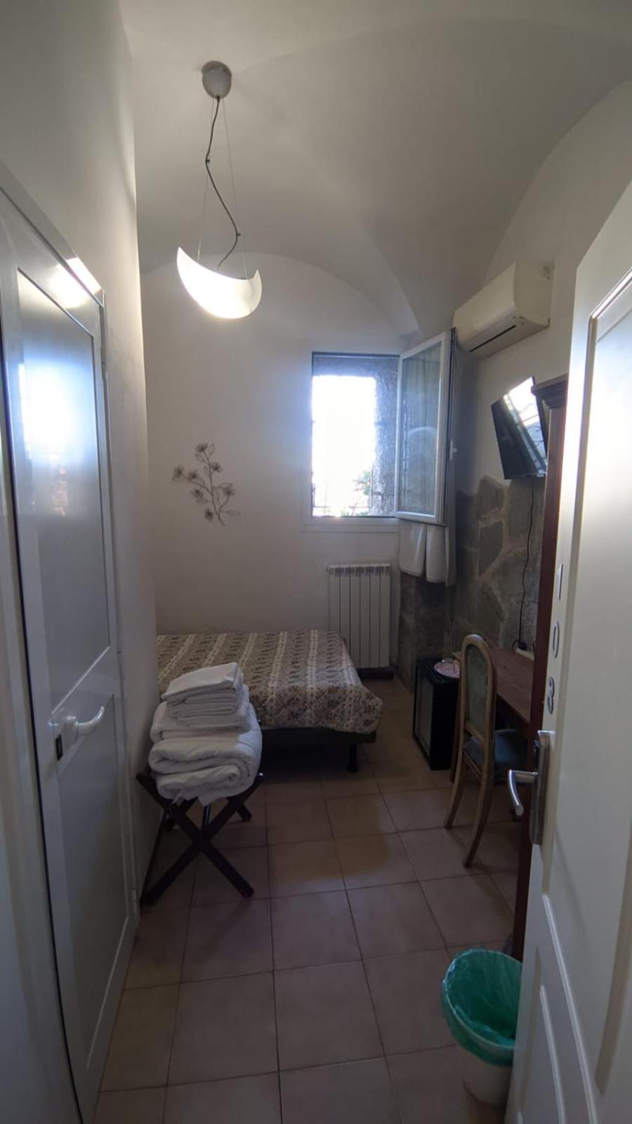 Budget Single Room