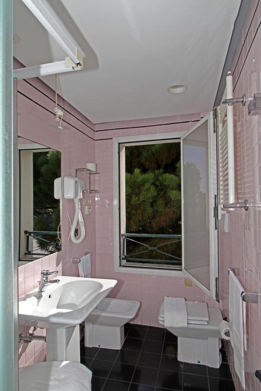 Triple Room Sea View