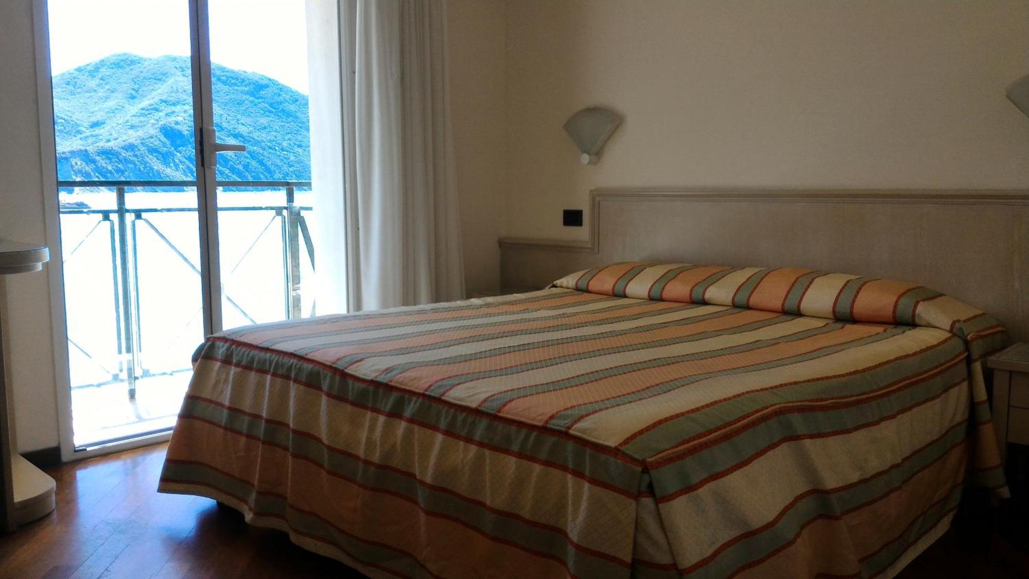 Double or Twin Room Balcony Sea View