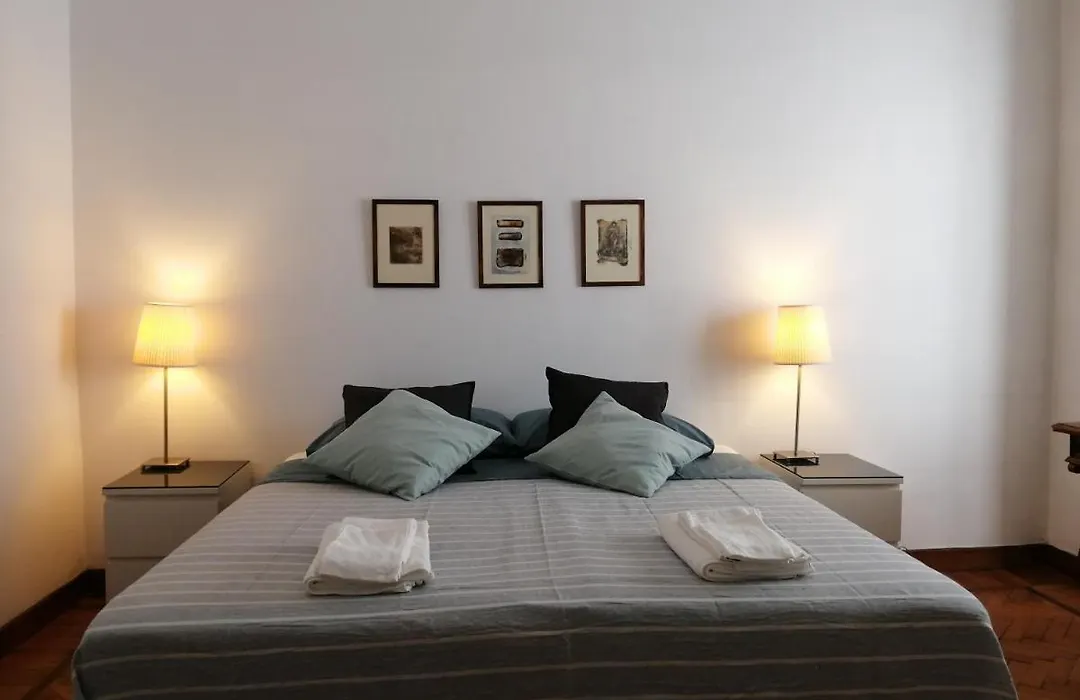 A Home In Genova Rooms & Suites-1