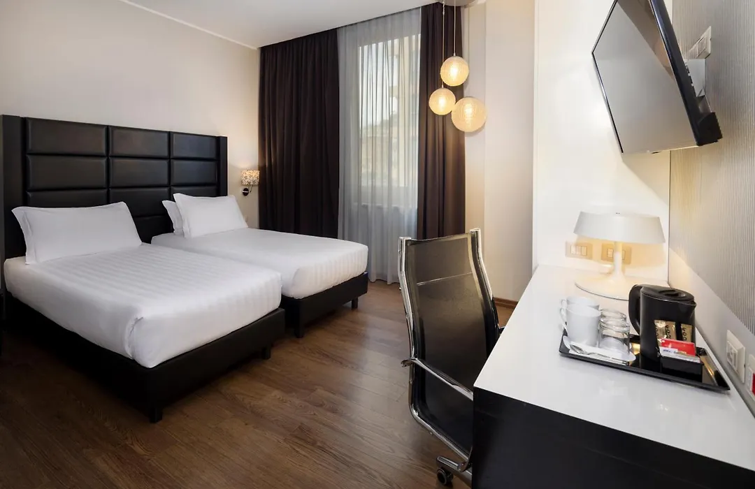 Holiday Inn Genoa City By Ihg-1