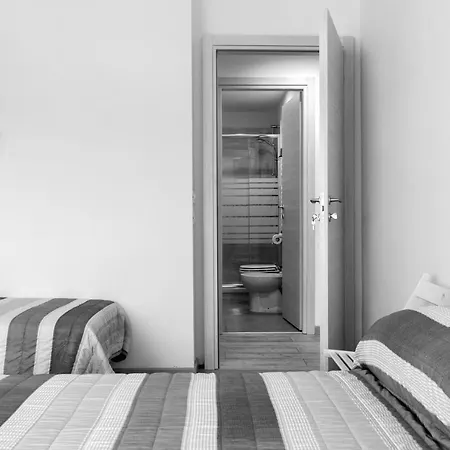 Suite Eleven-2