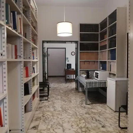 A Home In Genova Rooms & Suites-3
