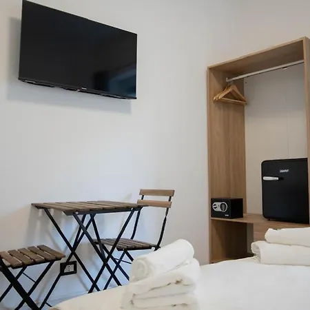 Genova Suite-2