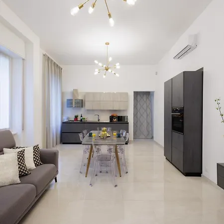 Genoa Lux Apartments With Parking-2