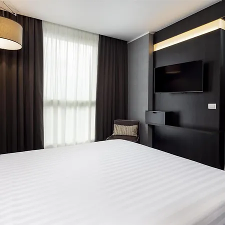Best Western Premier Chc Airport-3