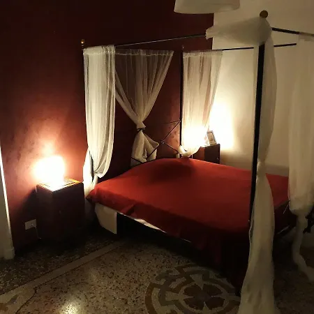 B&B Al Fronte del Porto-3